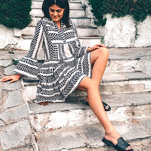 Devotion Twins Ella embroidered tiered ethnic bell sleeves boho hippie dress M - Picture 8 of 16